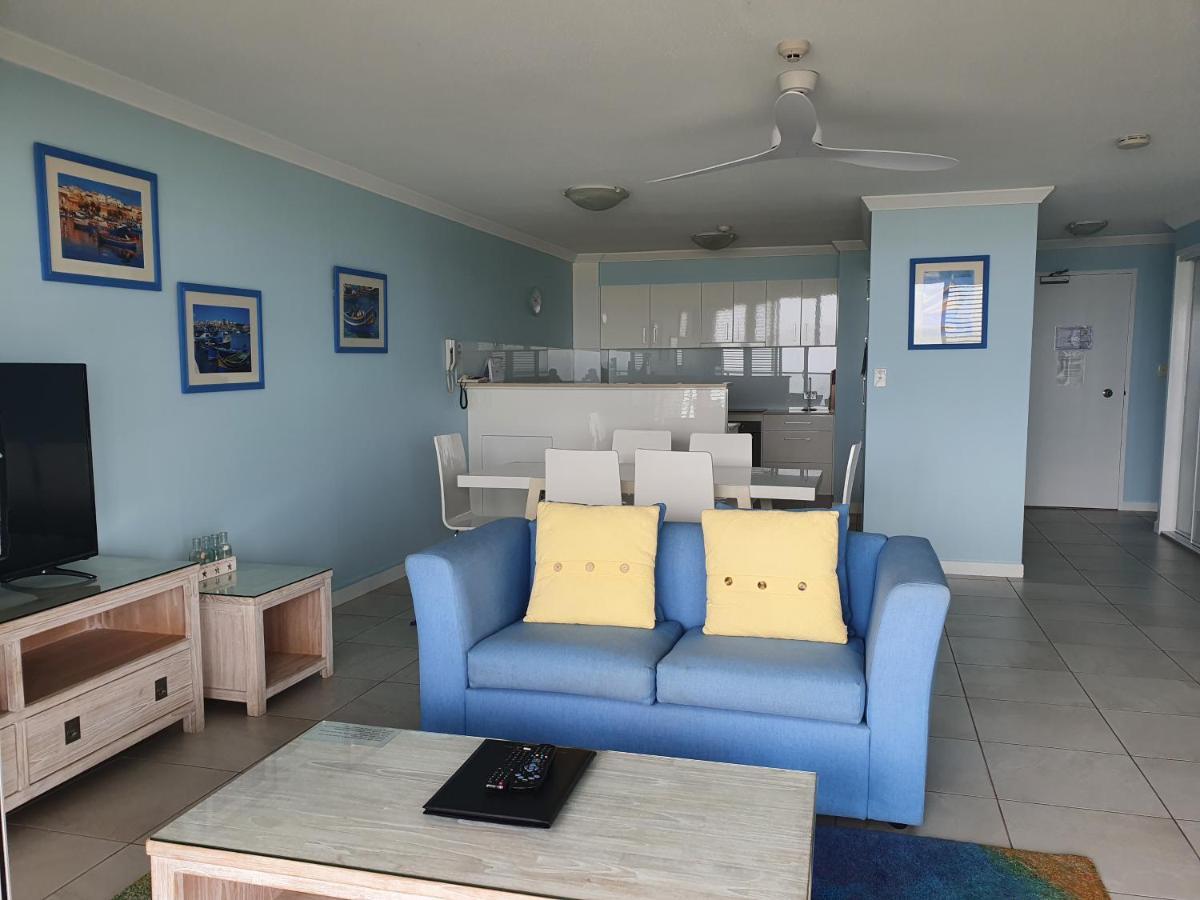 Pacific Surf Absolute Beachfront Apartments Gold Coast Exterior photo