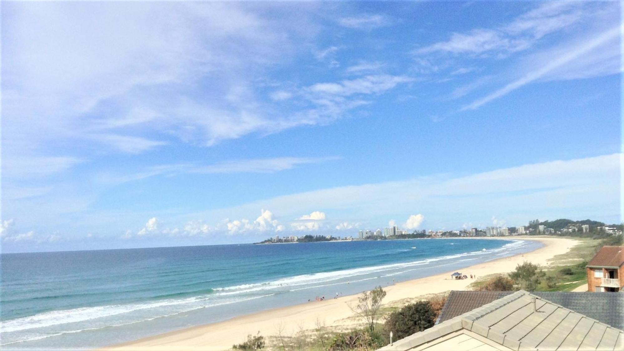 Pacific Surf Absolute Beachfront Apartments Gold Coast Exterior photo