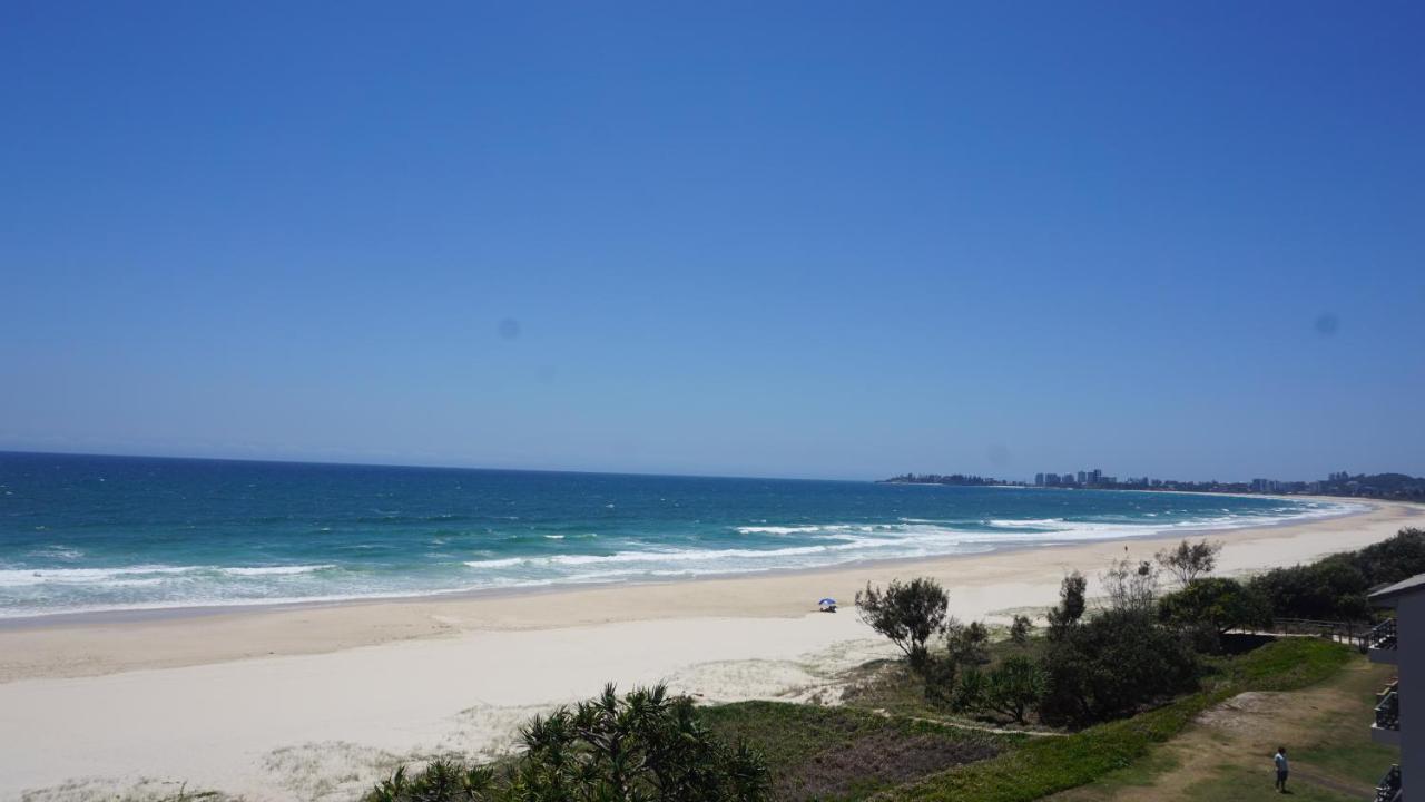 Pacific Surf Absolute Beachfront Apartments Gold Coast Exterior photo