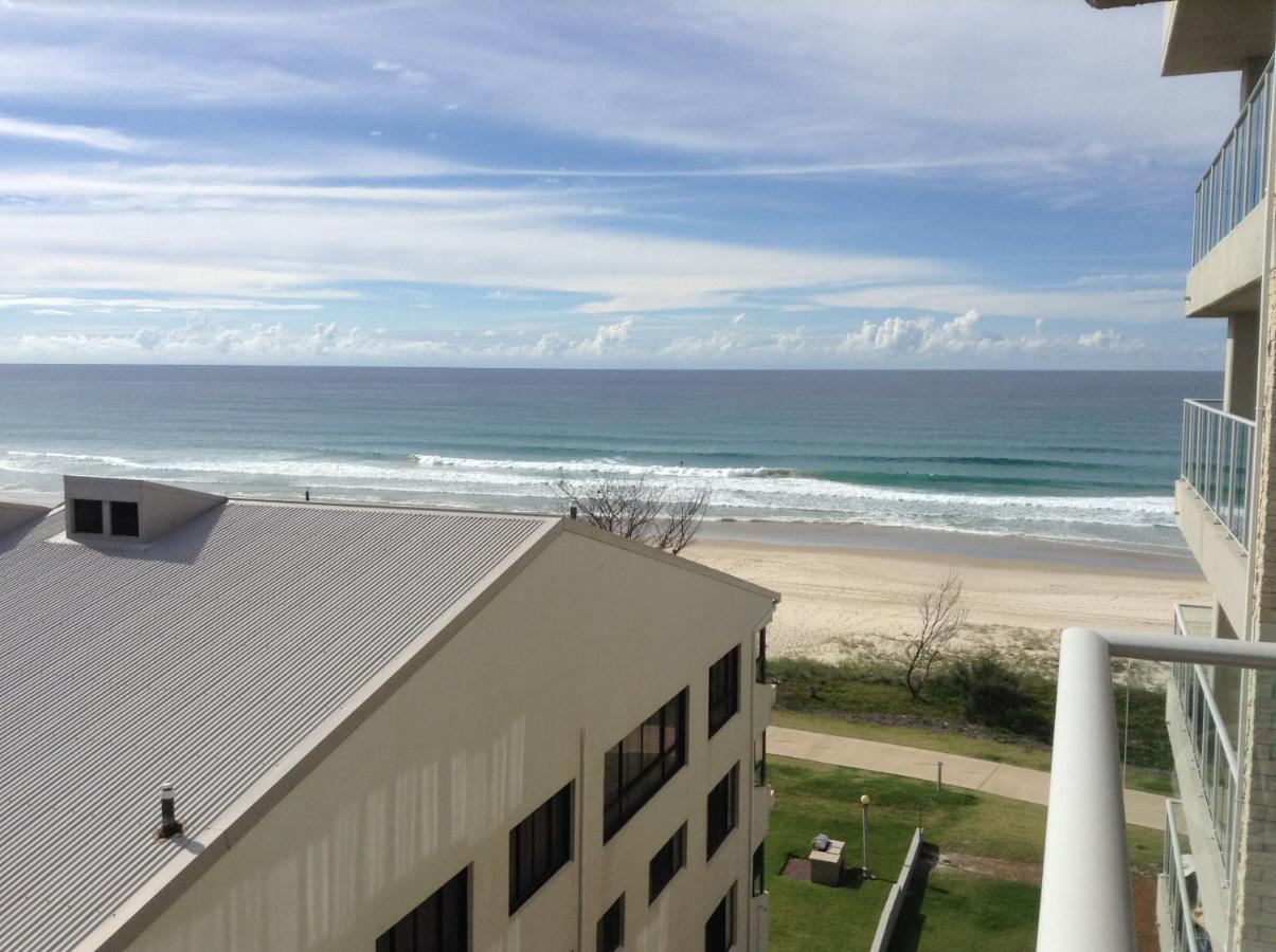 Pacific Surf Absolute Beachfront Apartments Gold Coast Exterior photo