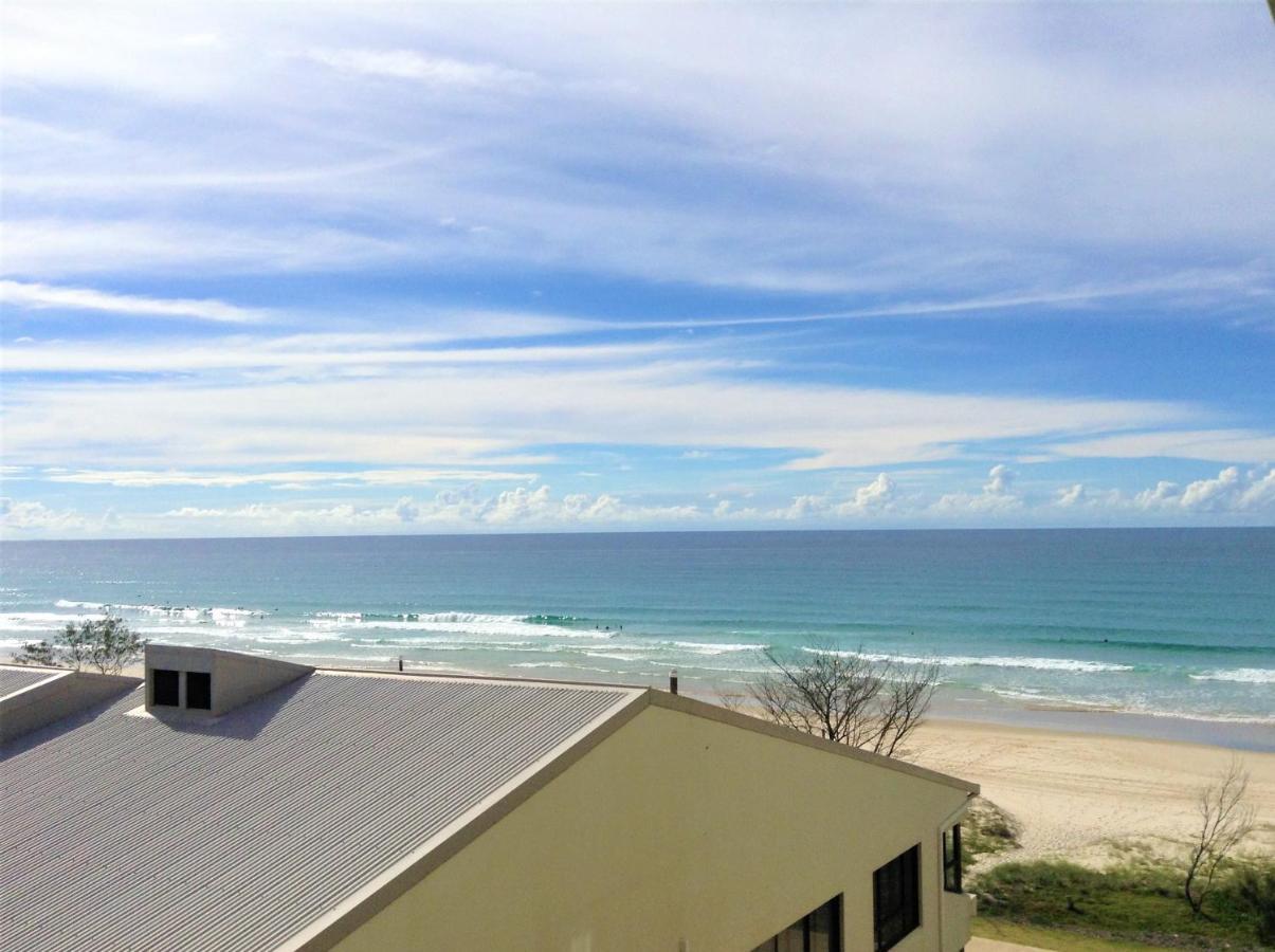 Pacific Surf Absolute Beachfront Apartments Gold Coast Exterior photo